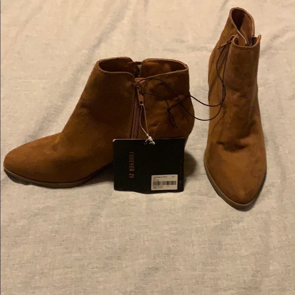 Low top boots